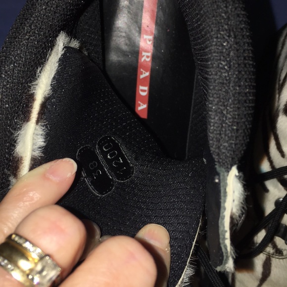 2Xโญ๏ธHost Pickโญ๏ธ Authentic PRADA Pony Hair Boots - Picture 7 of 13